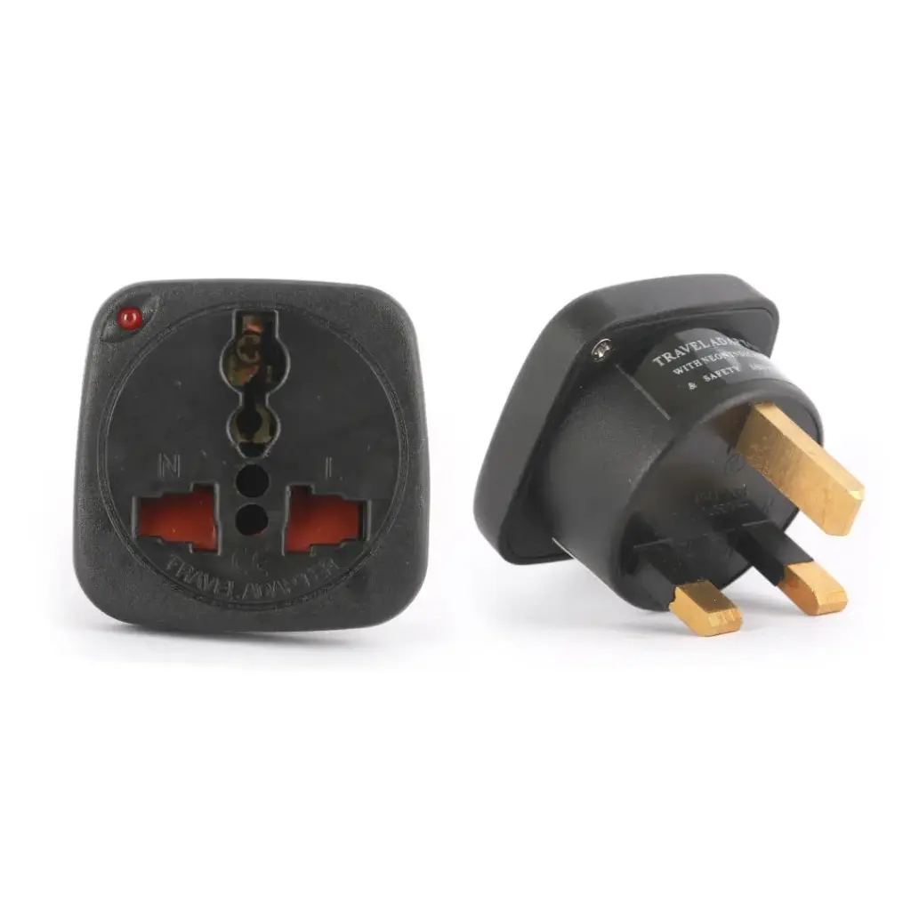 Terminator Travel Adaptor 13A To Universal-CE (Black)