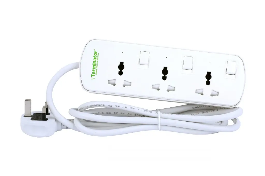 Terminator 3-way universal power extension socket with individual switches, LED indicators, 1.25mm² 4M cable, and 13A fused moulded plug